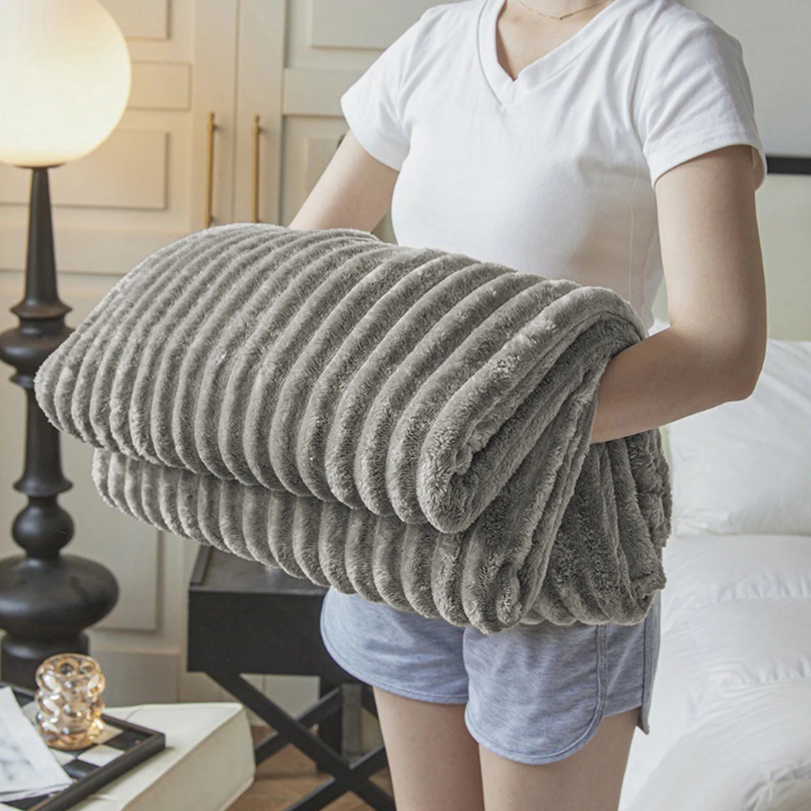 Fleece Throw Blanket, Extra Soft Lightweight Blanket with Strip, Plush Fuzzy Cozy Blankets and Throws for Couch, Bed, Sofa Cozy, Warm and Breathable