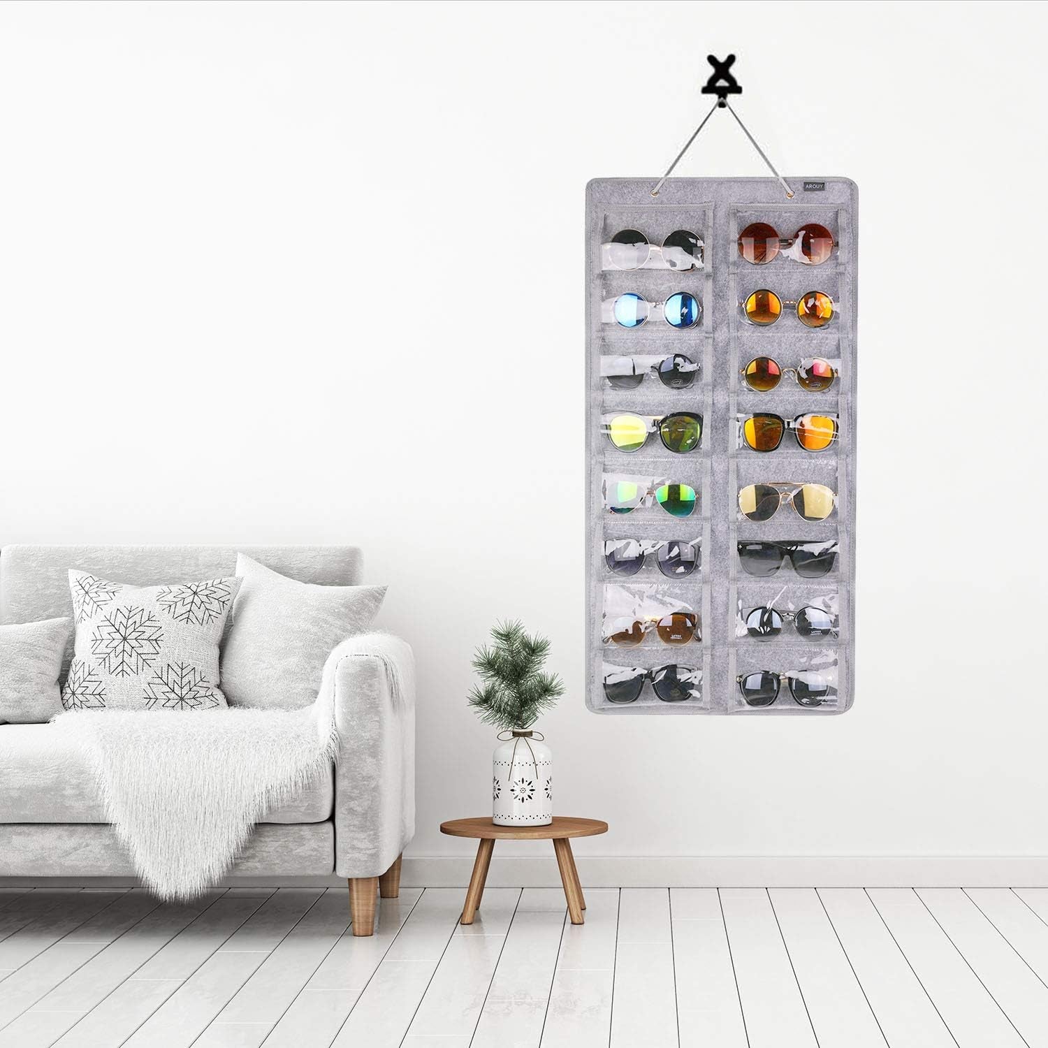 Sunglasses Organizer - Hanging Wall Pocket with 16 Felt Slots, Metal Hook and Sturdy Rope (Gray, Dust Proof)